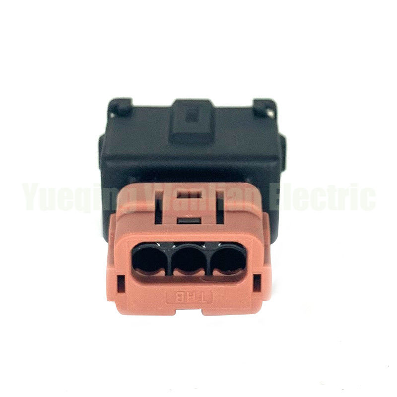 Collegamento della bobina di accensione a 3 pin PB185-03026