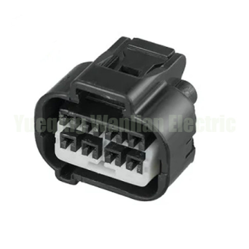8 pin MG641310-5 Femminile per il connettore del filo sigillato per il dispositivo di accensione dei fari