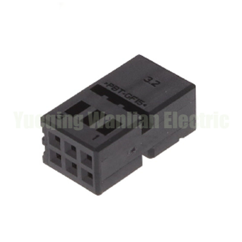 6 Pin 1-1534121-5 1534120-1 Alarme di pressione pneumatici per auto connettore di filo di imbracatura per la copertura posteriore della porta in rovescio