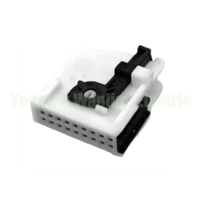 18 Pin 1379100-2 1379102-1 Miniatura Auto AC Assemblaggio Socket Car connettore elettrico