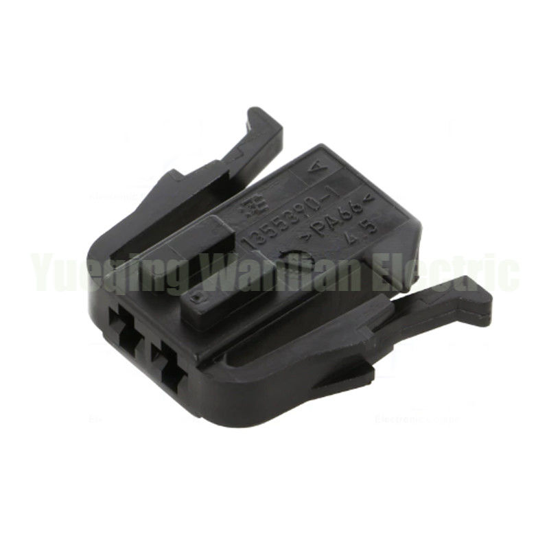 2 pin 1355390-1 Femminile elettrico per autoveicoli connettore cablaggio imbracatura presa di plastica alloggiamento