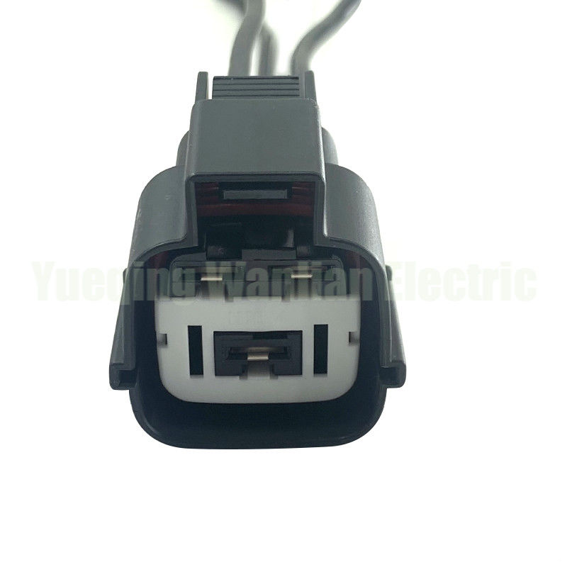 Connettore cablaggio auto MG652290 a 3 pin Connettore elettrico MG