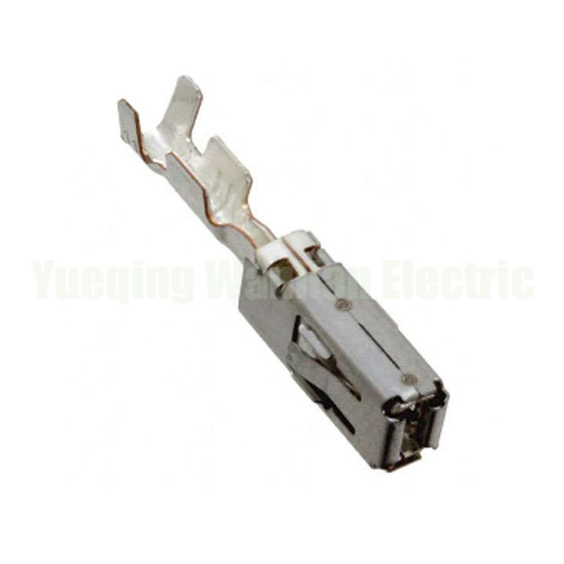 1-968849-3 Terminale in ottone di crimping automobilistico per connettore di imbracatura di fili automobilistici