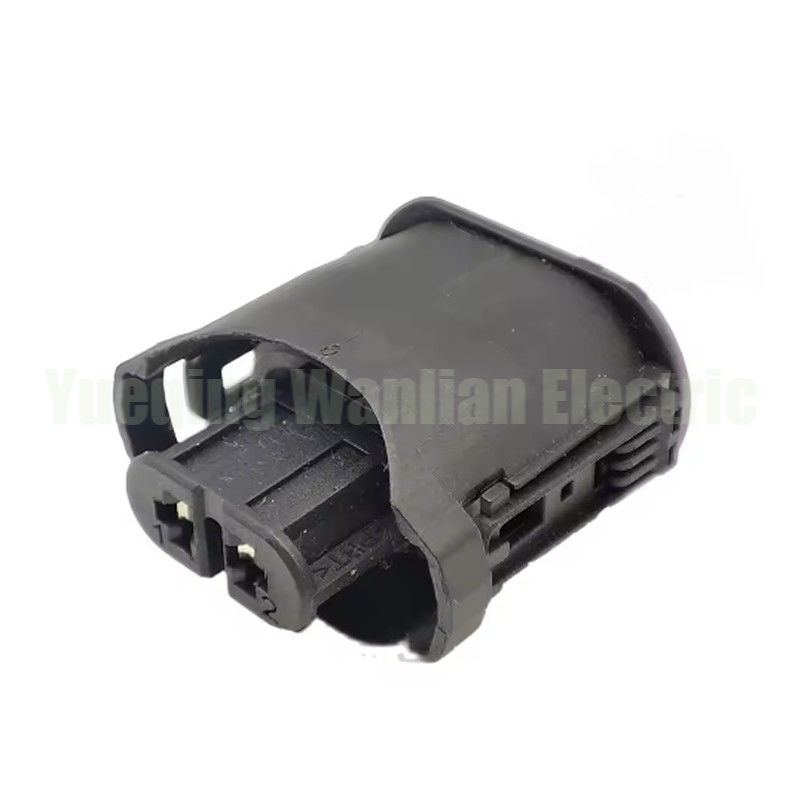Spina alloggiamento cablaggio fendinebbia paraurti anteriore auto 2 pin 1-1355668-2